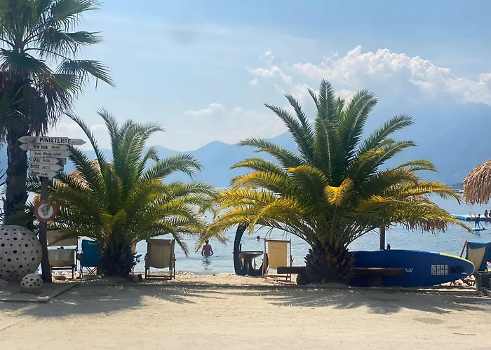 Mini Haus Mit Pergola -nl-00000196